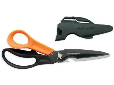 Багатофункціональні ножиці загального призначення Cuts+More Fiskars