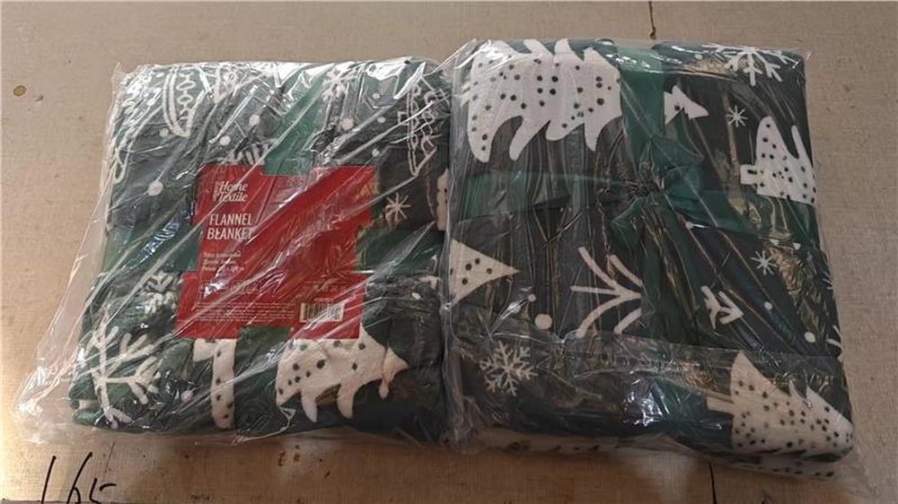 Плед Ardesto Christmas Flannel 160х200см, 100% поліестер, ялинки ART0128PB Плед Ardesto Christmas Flannel 160х200см, 100% поліестер, ялинки ART0128PB